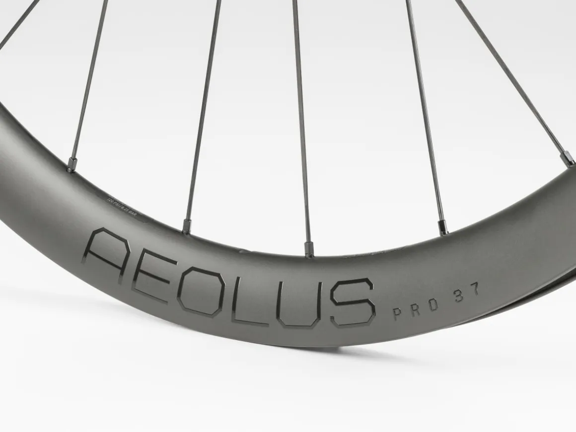 Trek Bikes Bontrager Aeolus Pro 37 TLR Disc Road Wheel