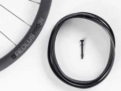 Trek Bikes Bontrager Aeolus Pro 3V TLR Boost Disc Road Wheel