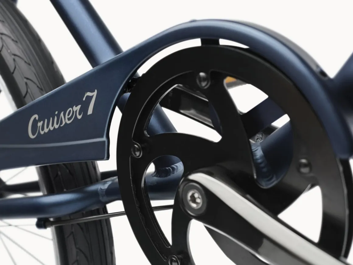 Trek Bikes Cruiser 7D Step-Over