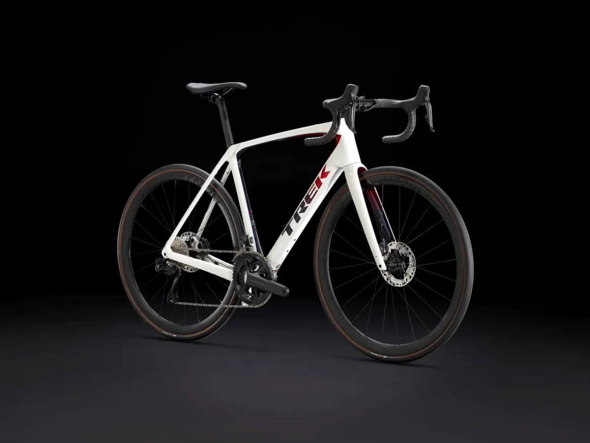 Women Trek Bikes Domane SL 7 Gen 4