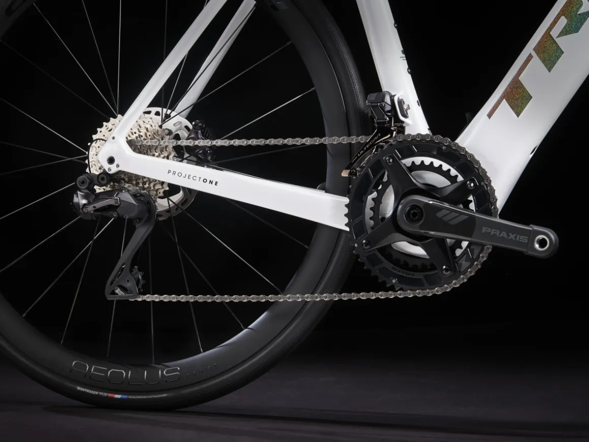 Women Trek Bikes Domane+ SLR 7