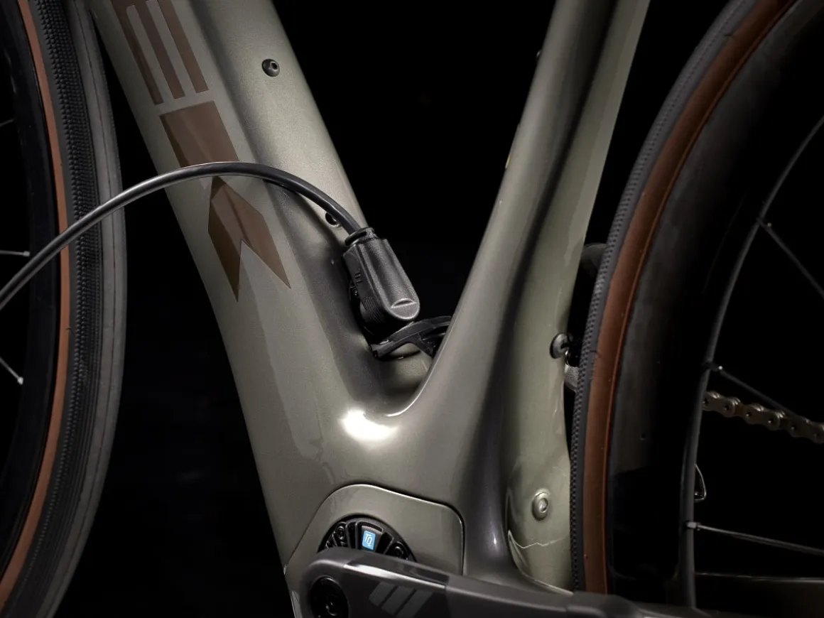Women Trek Bikes Domane+ SLR 9