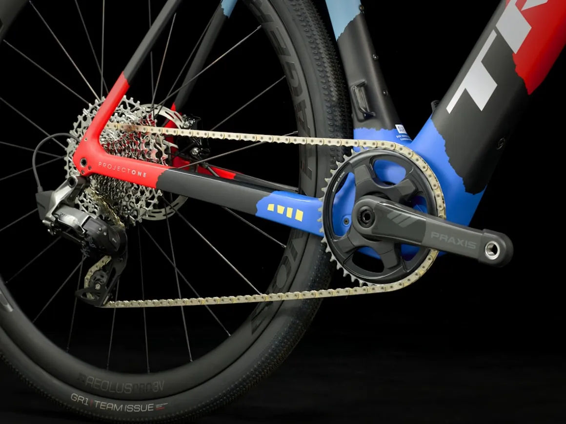 Women Trek Bikes Domane+ SLR 6 AXS