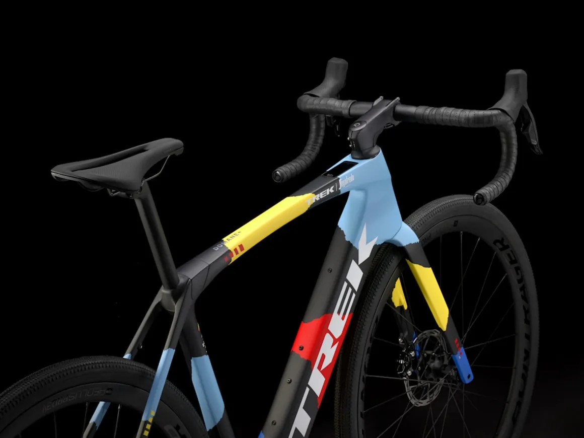 Women Trek Bikes Domane+ SLR 6 AXS