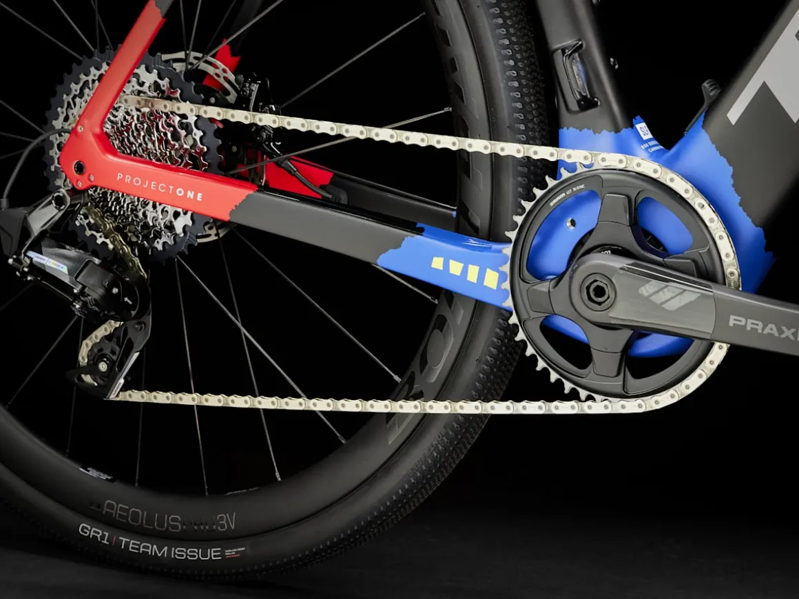 Women Trek Bikes Domane+ SLR 7 AXS