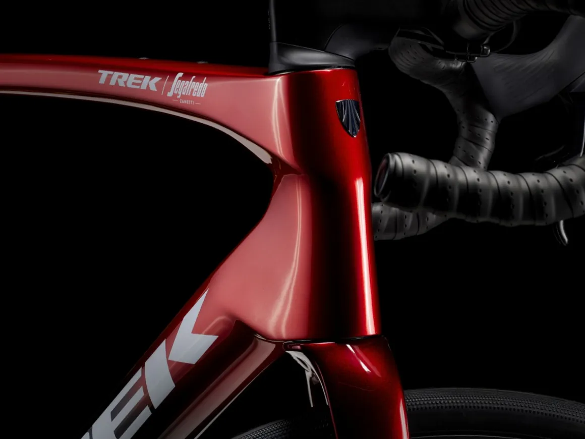 Women Trek Bikes Domane SLR 7 AXS Gen 4