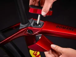 Women Trek Bikes Domane SLR 7 AXS Gen 4