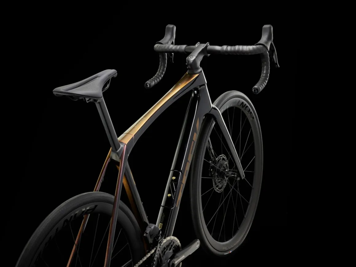 Women Trek Bikes Domane SLR 7 AXS Gen 4