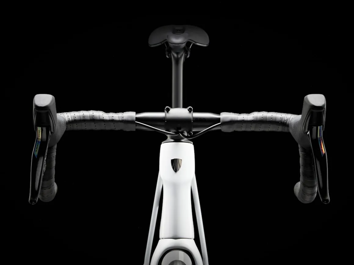 Women Trek Bikes Domane SLR 7 AXS Gen 4