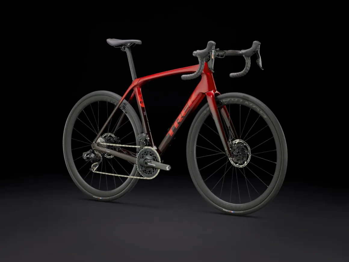 Women Trek Bikes Domane SLR 7 AXS Gen 4