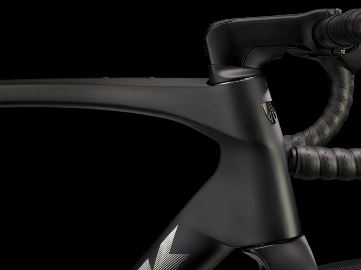 Women Trek Bikes Domane SLR 7 AXS Gen 4