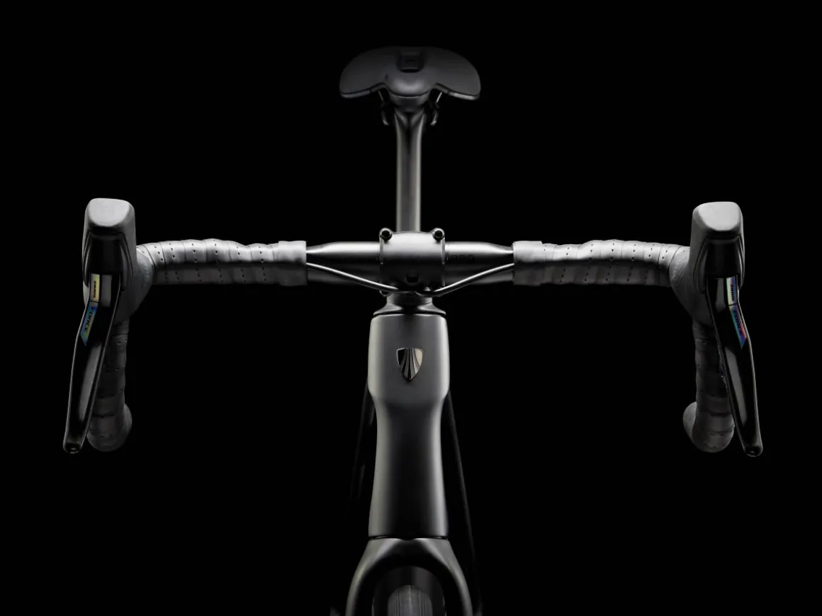 Women Trek Bikes Domane SLR 7 AXS Gen 4