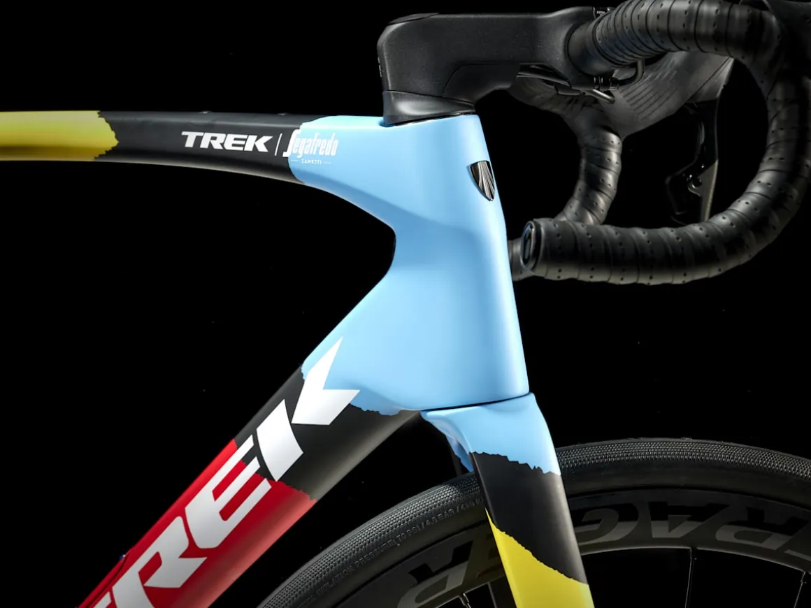 Women Trek Bikes Domane SLR 7 AXS Gen 4