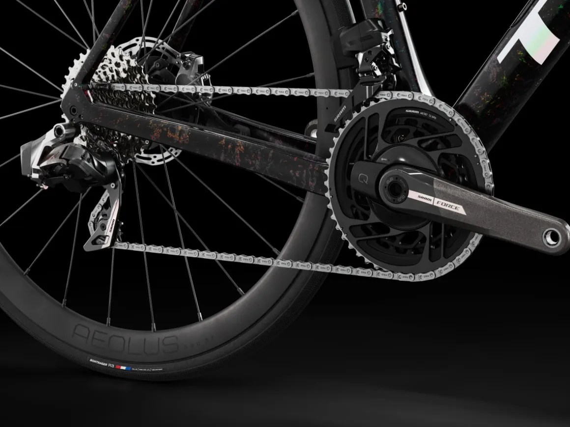 Women Trek Bikes Domane SLR 7 AXS Gen 4