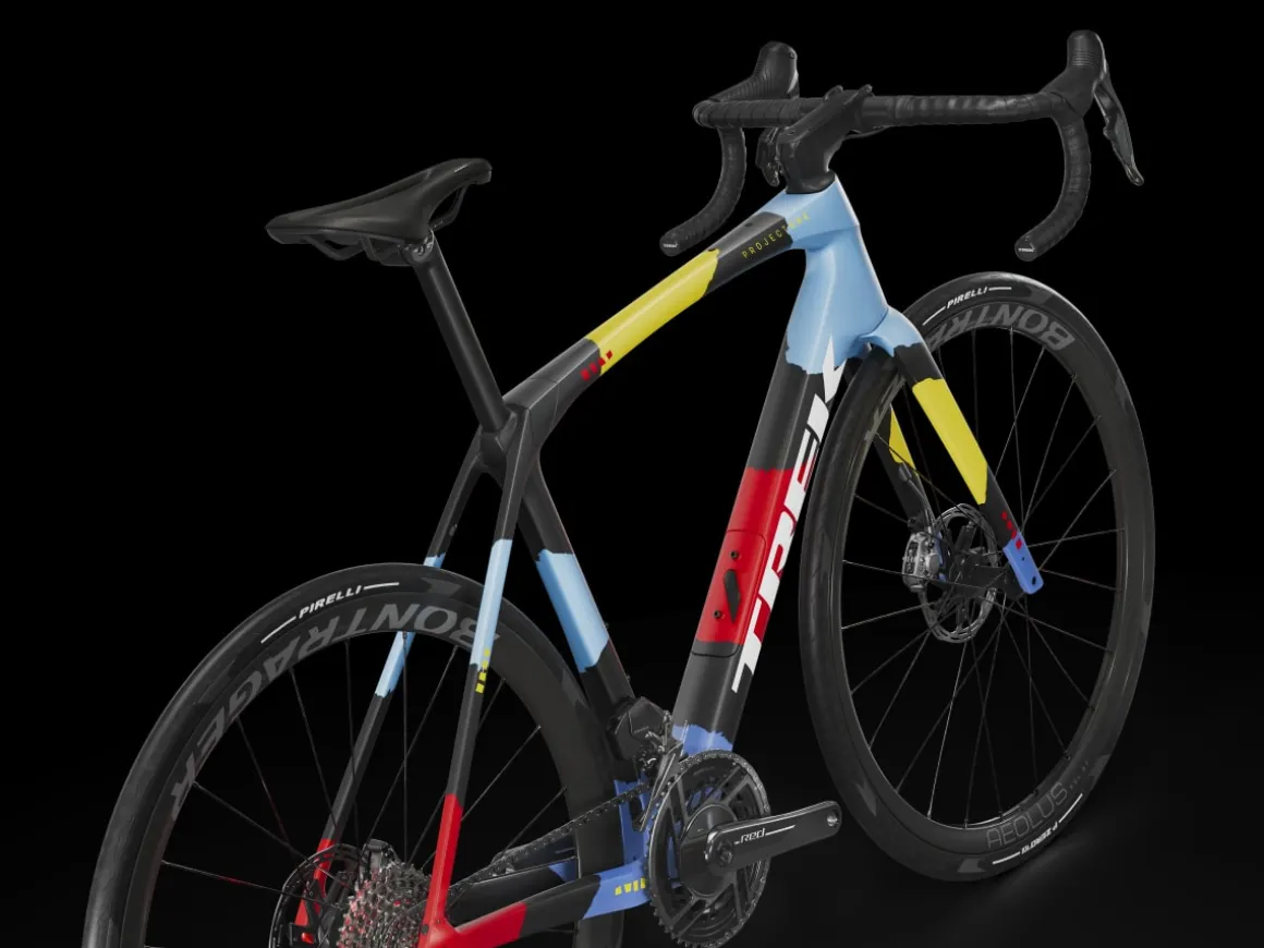 Women Trek Bikes Domane SLR 9 AXS Gen 4