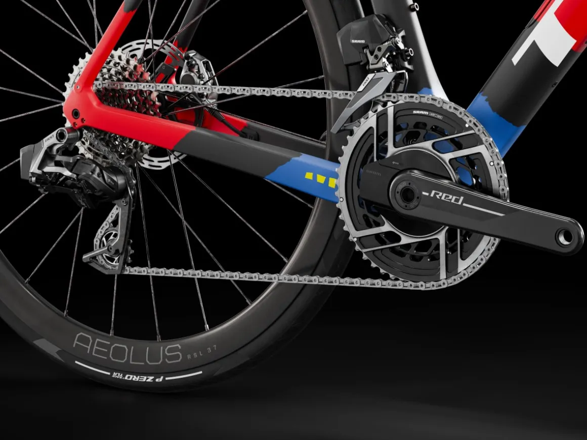 Women Trek Bikes Domane SLR 9 AXS Gen 4