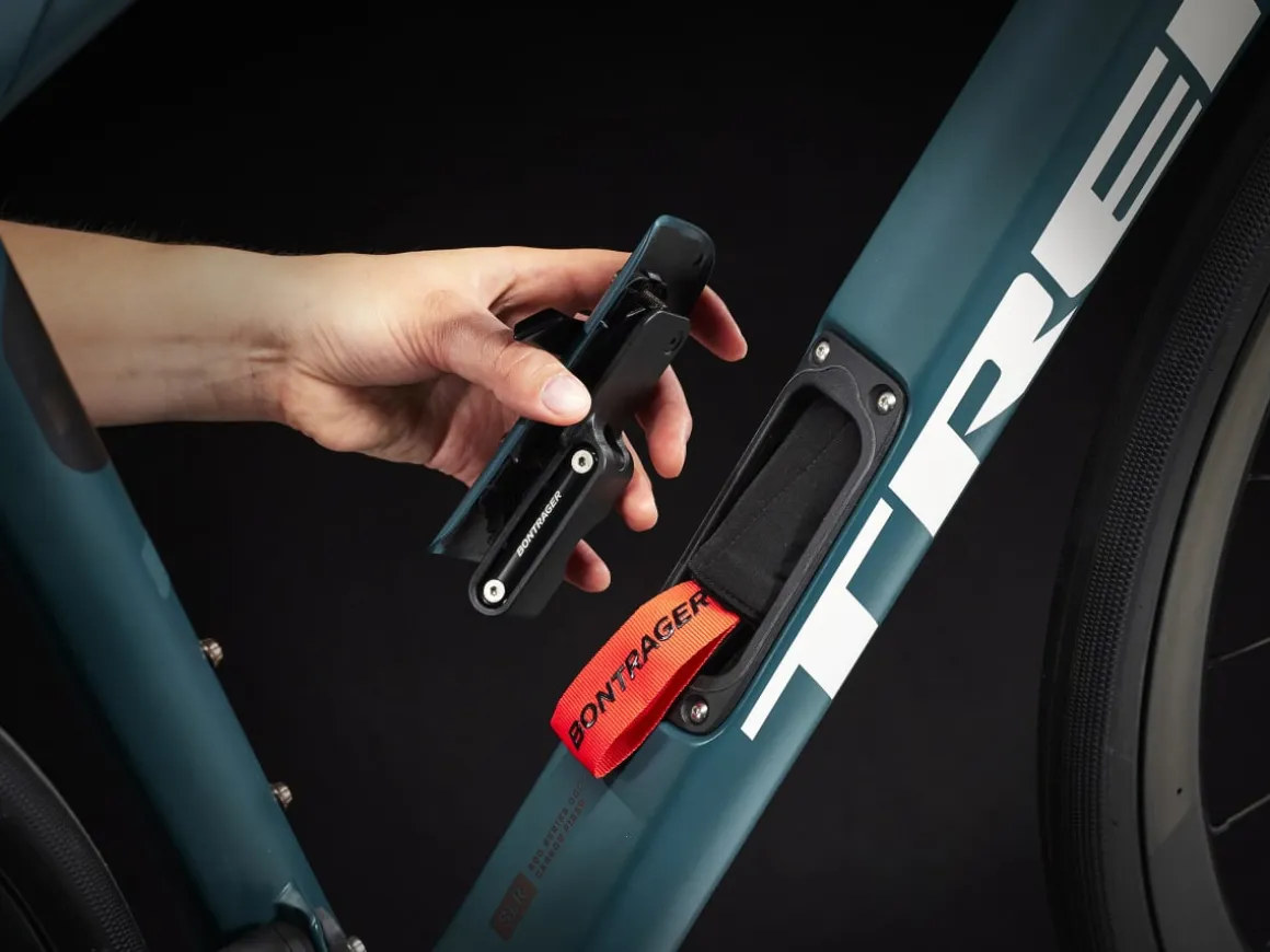 Women Trek Bikes Domane SLR 7 Gen 4