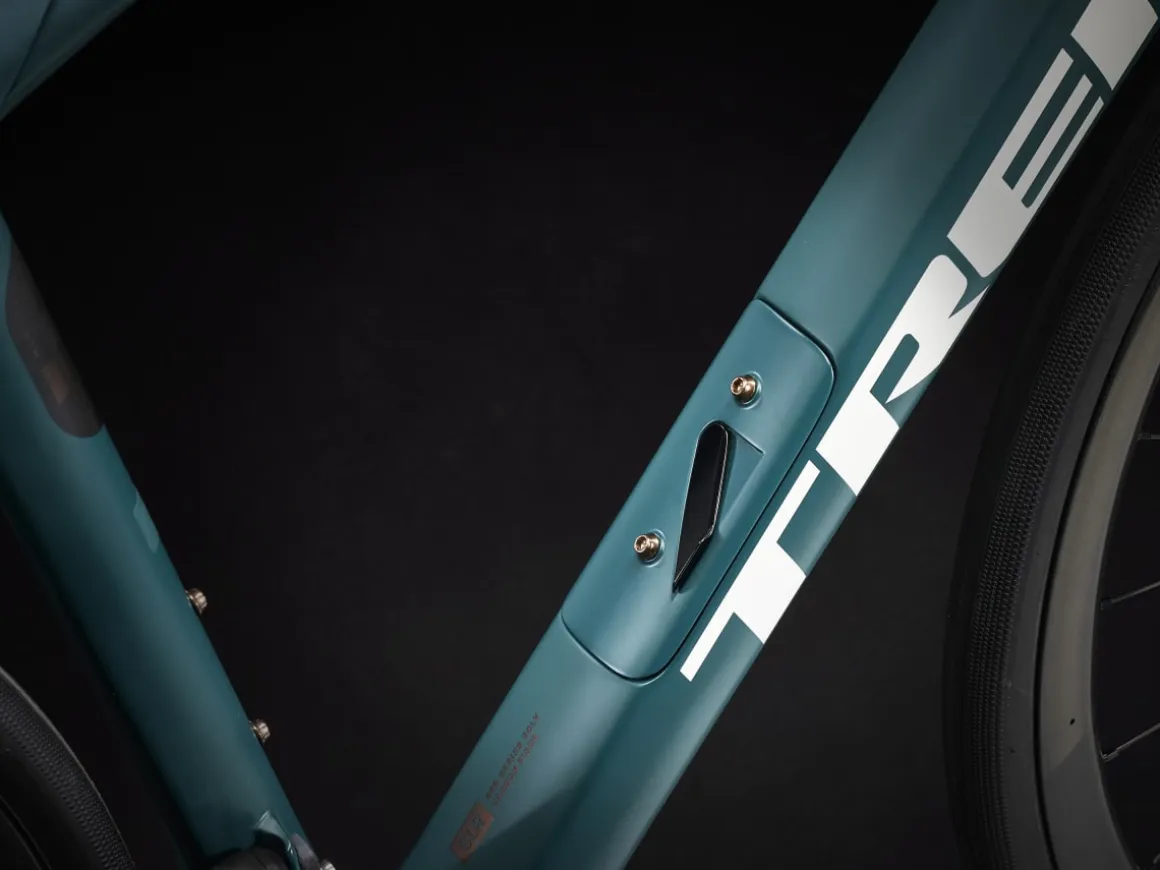 Women Trek Bikes Domane SLR 7 Gen 4