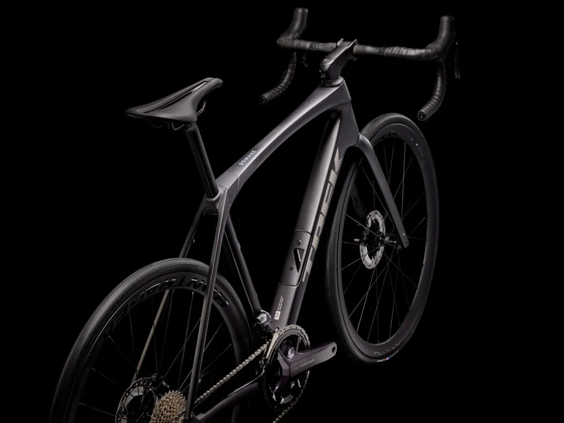 Women Trek Bikes Domane SLR 7 Gen 4