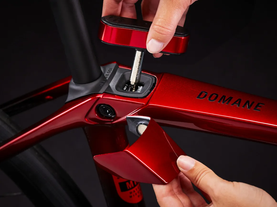Women Trek Bikes Domane SLR 6 Gen 4