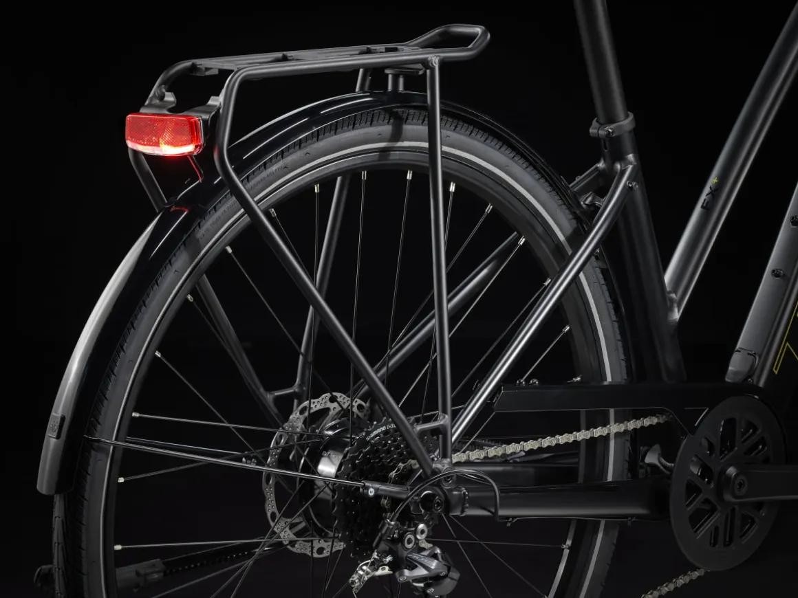 Trek Bikes FX+ 2 Stagger