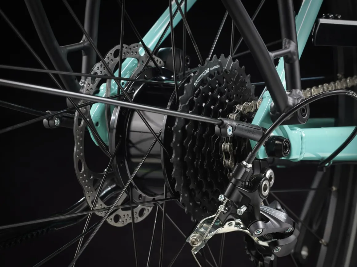 Trek Bikes FX+ 2 Stagger