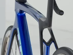 Women Trek Bikes Madone SL 5 Gen 8