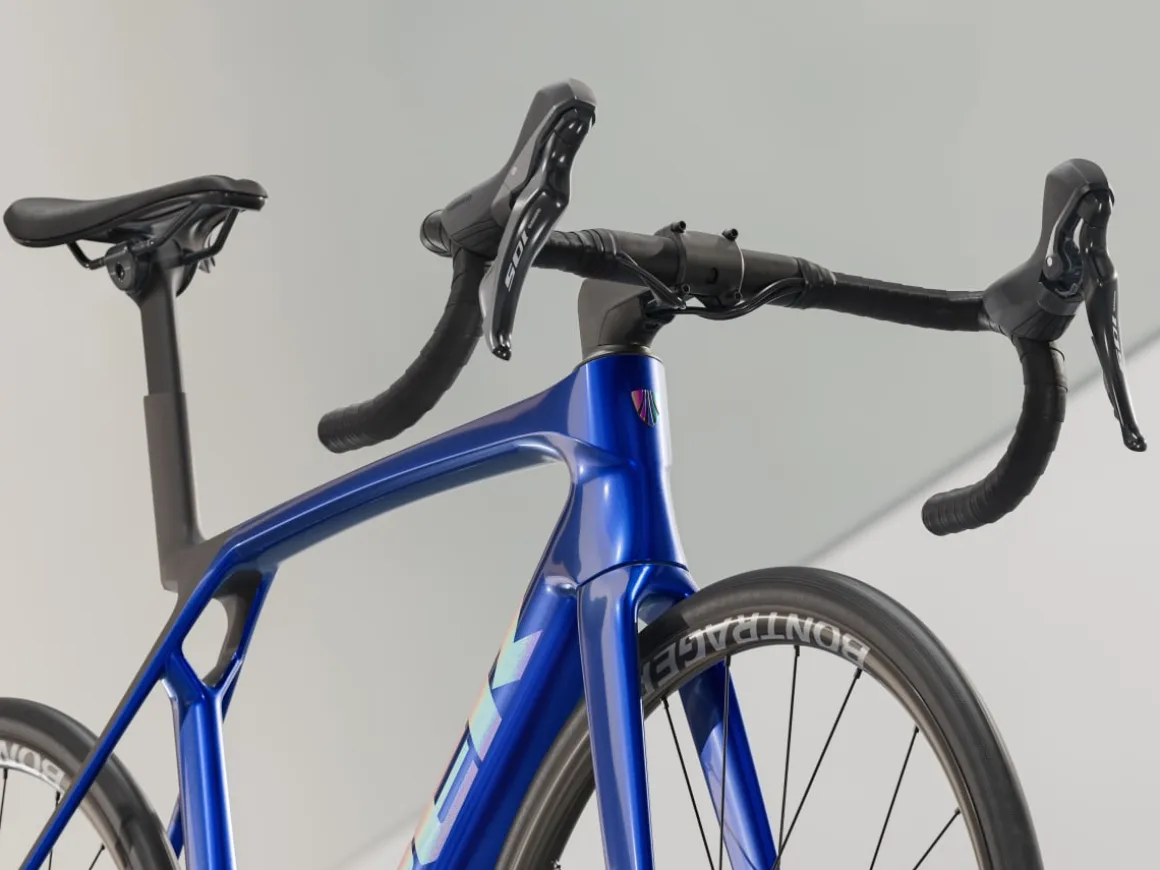 Women Trek Bikes Madone SL 5 Gen 8