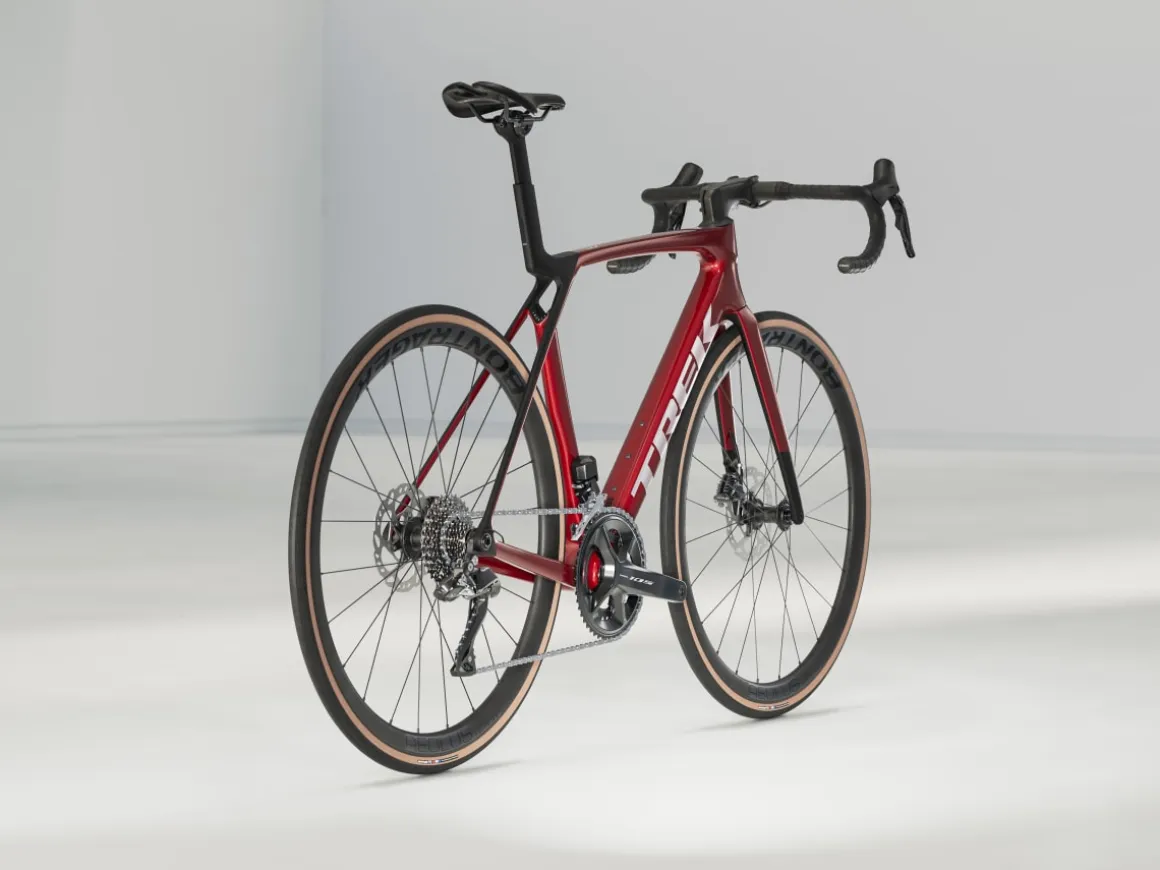 Women Trek Bikes Madone SL 6 Gen 8