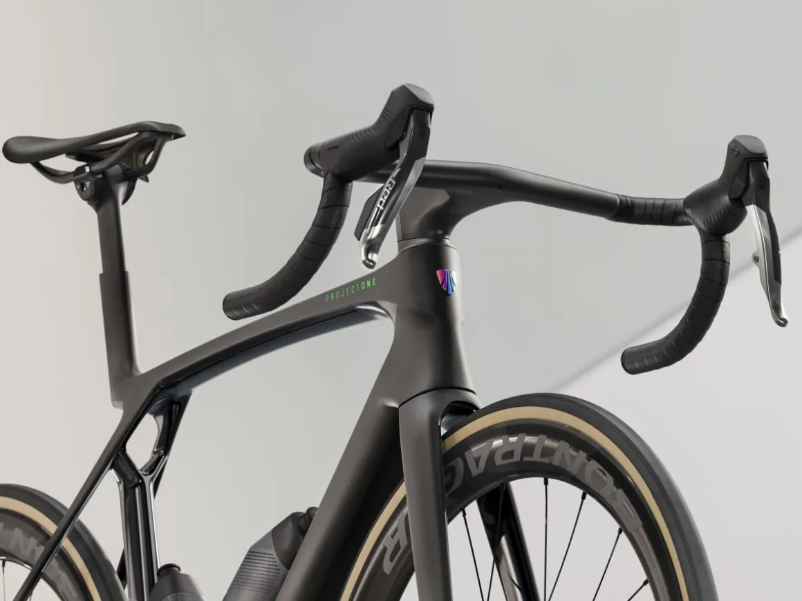 Women Trek Bikes Madone SLR 9 AXS Gen 8