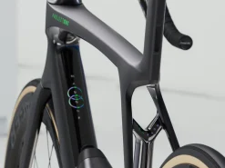 Women Trek Bikes Madone SLR 9 AXS Gen 8