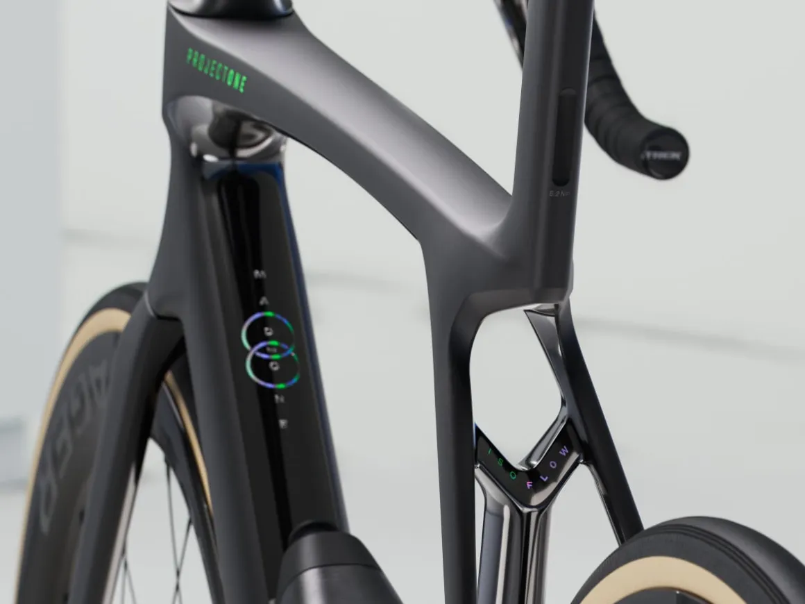 Women Trek Bikes Madone SLR 9 AXS Gen 8