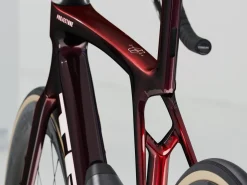 Women Trek Bikes Madone SLR 9 AXS Gen 8