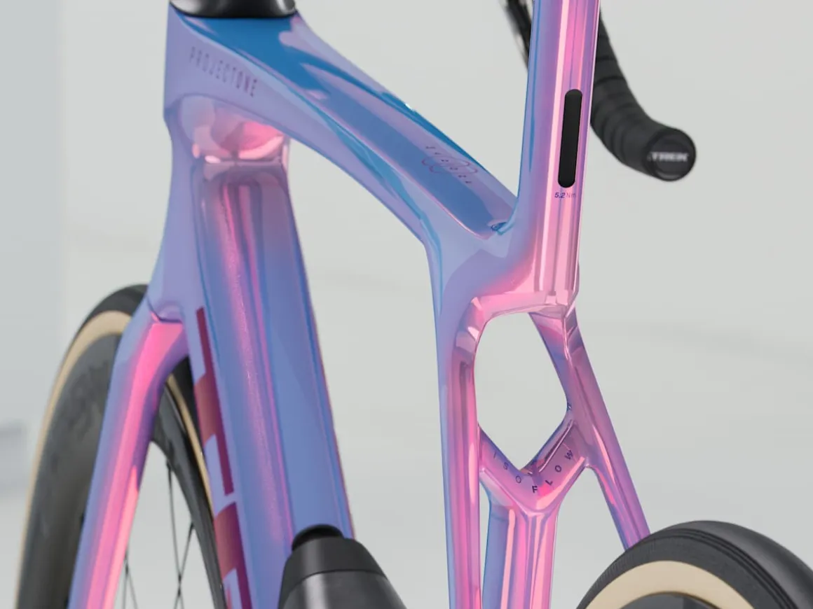 Women Trek Bikes Madone SLR 9 AXS Gen 8