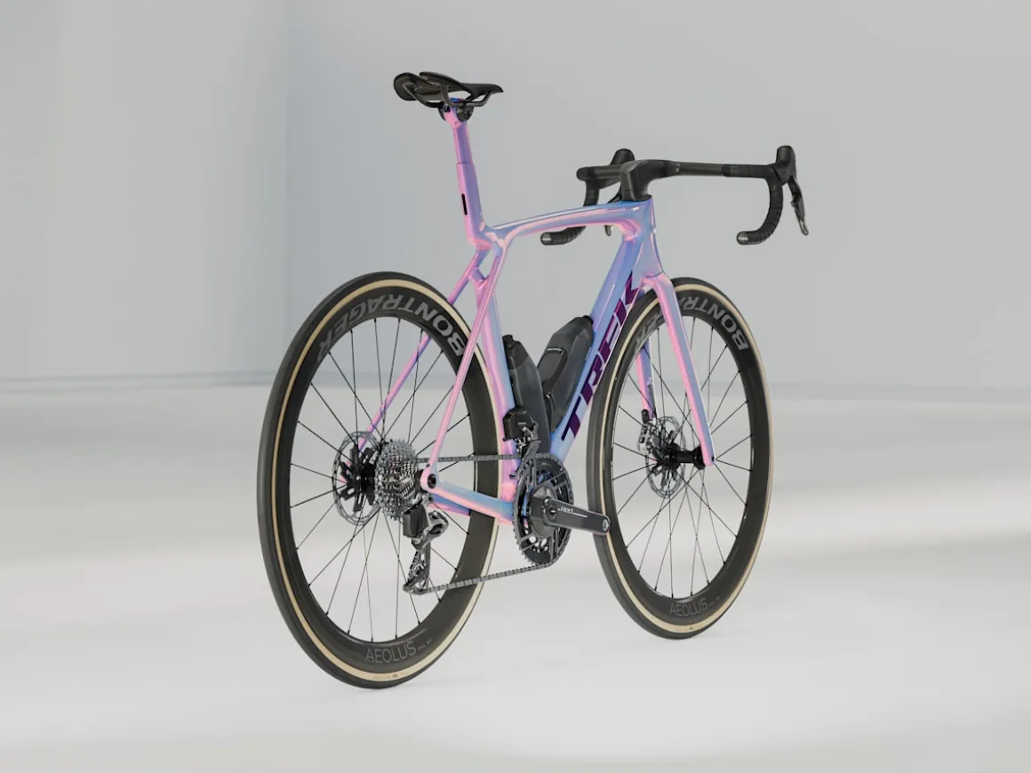 Women Trek Bikes Madone SLR 9 AXS Gen 8