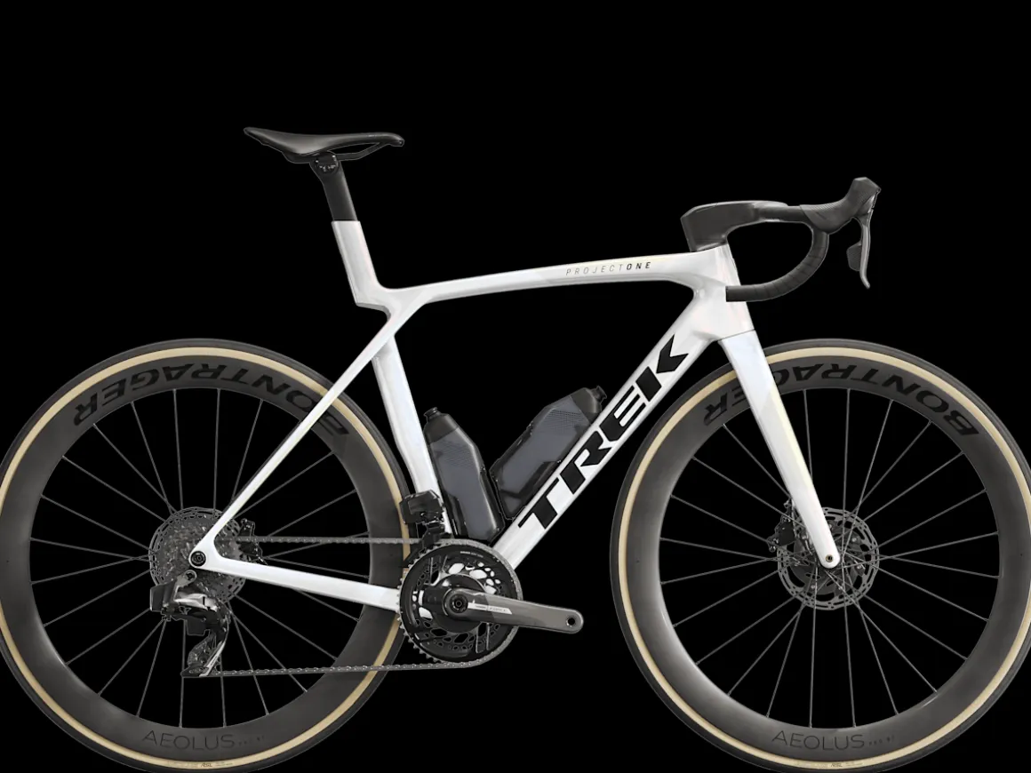 Women Trek Bikes Madone SLR 7 AXS Gen 8