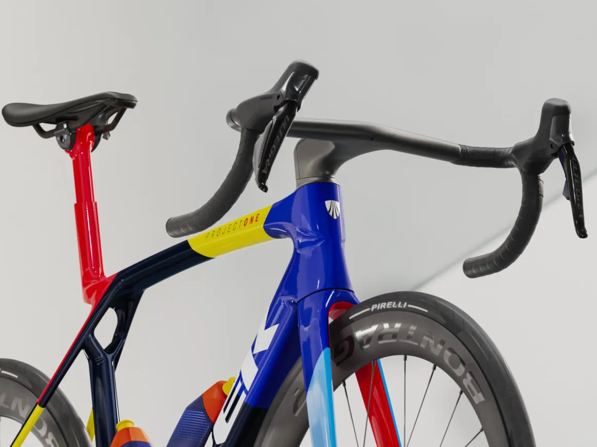 Women Trek Bikes Madone SLR 7 Gen 8