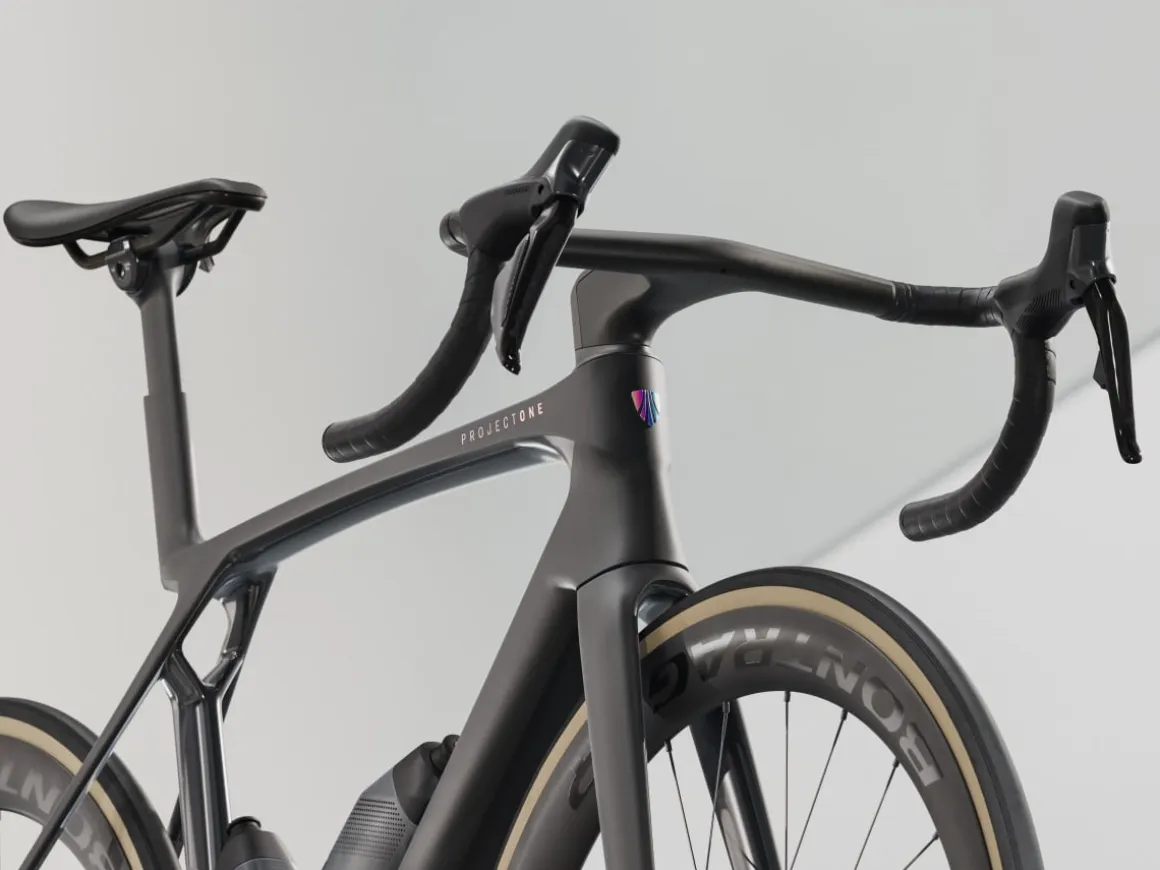Women Trek Bikes Madone SLR 7 Gen 8