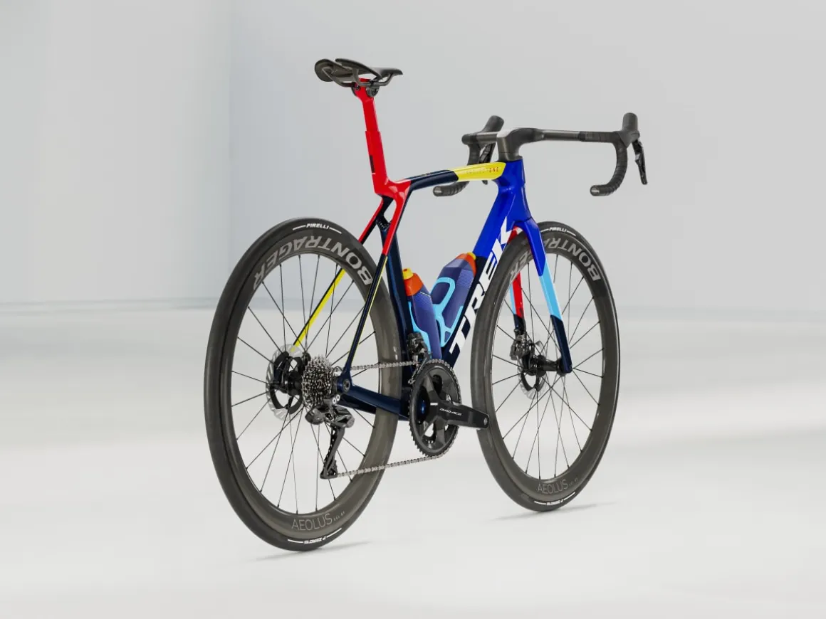 Women Trek Bikes Madone SLR 9 Gen 8
