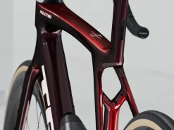 Women Trek Bikes Madone SLR 9 Gen 8