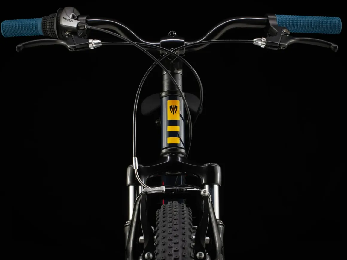 Kids Trek Bikes Precaliber 24 8-speed Suspension
