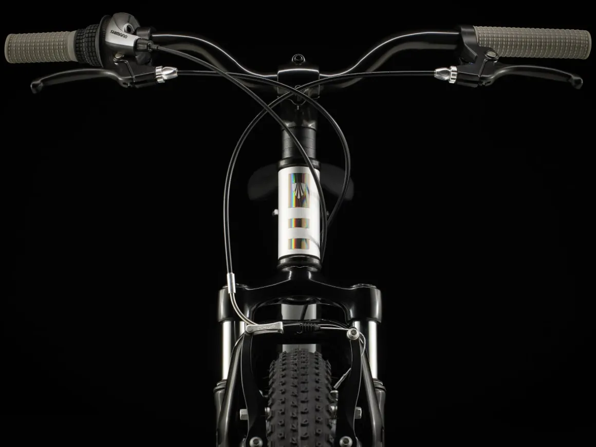 Kids Trek Bikes Precaliber 24 8-speed Suspension