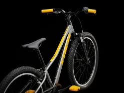 Kids Trek Bikes Precaliber 24 8-speed Suspension