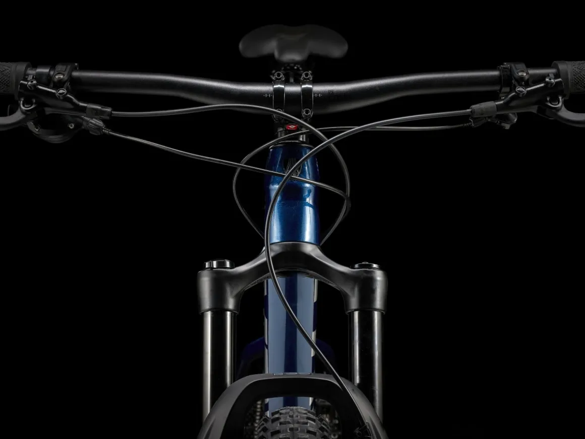 Trek Bikes Roscoe 8