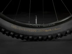 Trek Bikes Roscoe 6