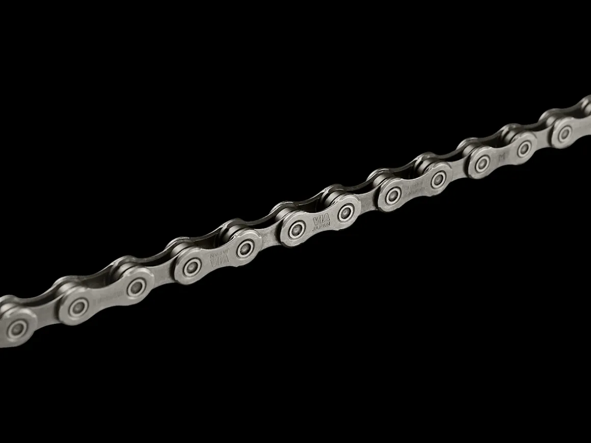 Trek Bikes Shimano XT/Ultegra CN-HG701 11-Speed Quick-Link Chain