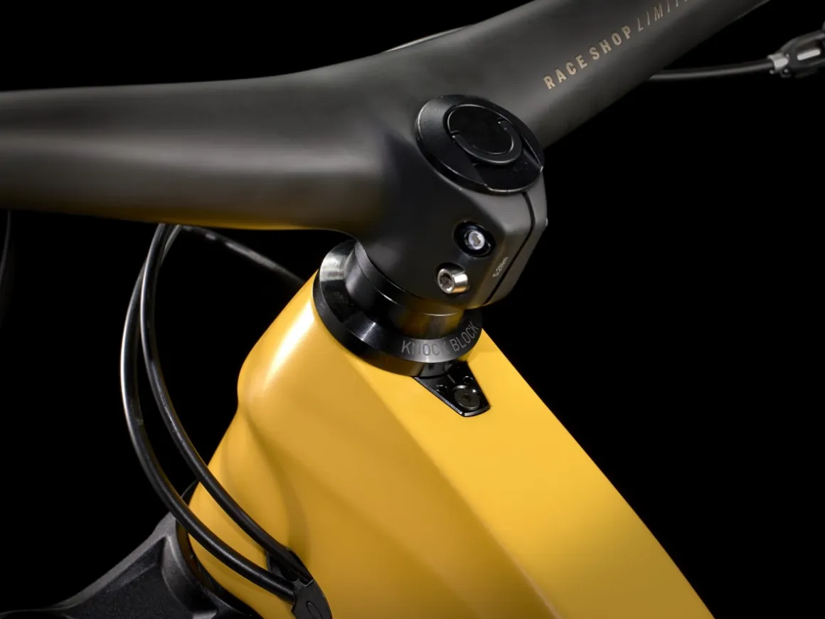 Women Trek Bikes Slash 9.9 XTR Gen 5