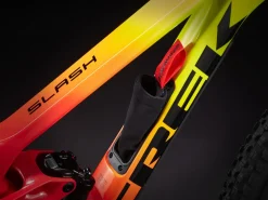 Women Trek Bikes Slash 9.9 XX1 AXS Gen 5