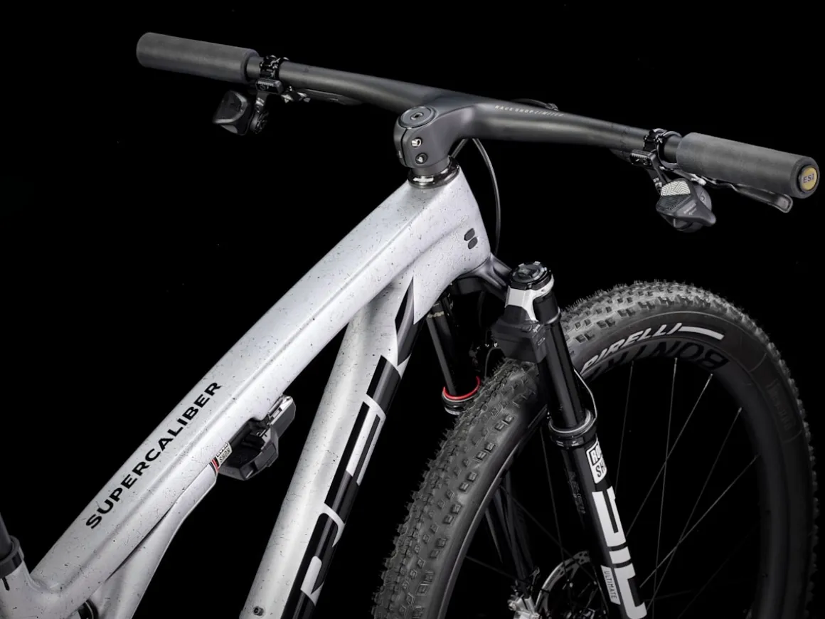 Women Trek Bikes Supercaliber SLR 9.9 Flight Attendant Gen 2