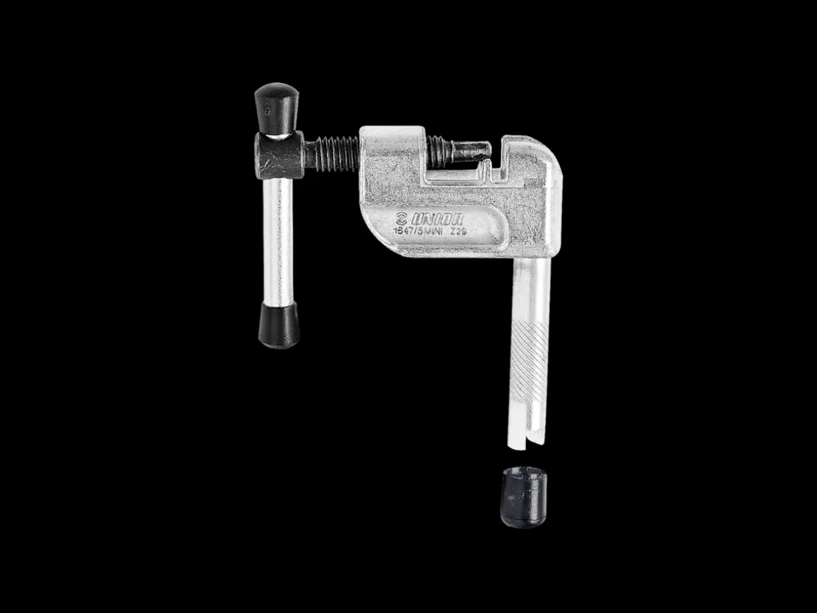 Trek Bikes Unior Mini Chain Tool With Valve Core Remover